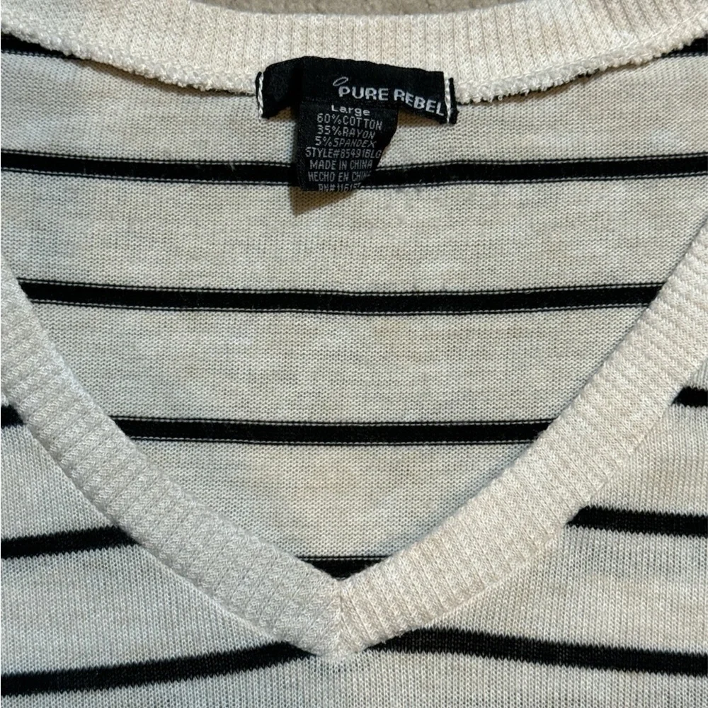Pure Rebel Ruched Sweater - Picture 4 of 4